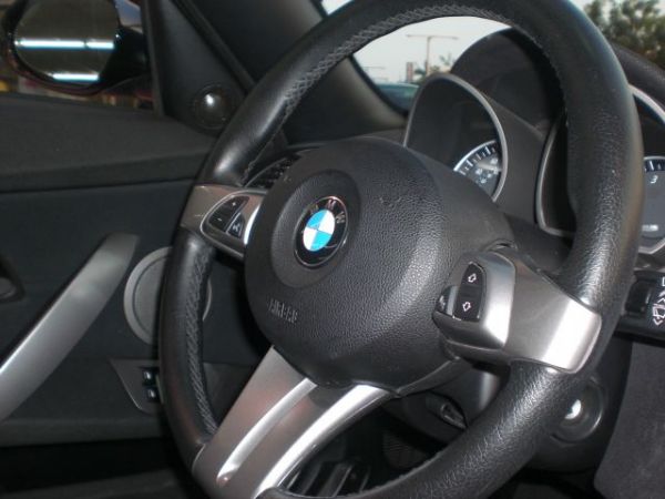 BMW Z4 2.5 黑色 照片7