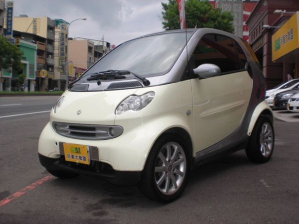 SMART 0.7 白色 照片1