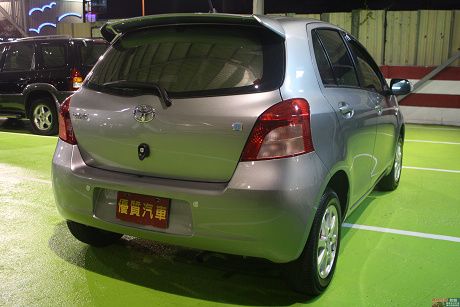 Toyota豐田 Yaris 照片4