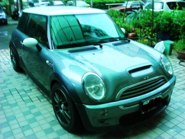 高雄05年領牌MINI-COOPER S 照片1