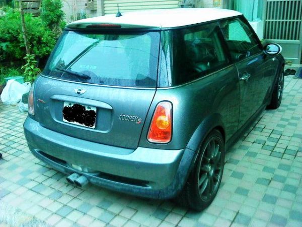 高雄05年領牌MINI-COOPER S 照片3