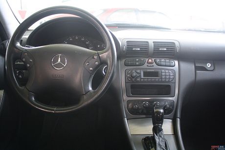 Benz 賓士 C-Class C 23 照片6