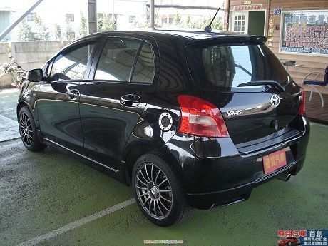 Toyota豐田 Yaris 照片5