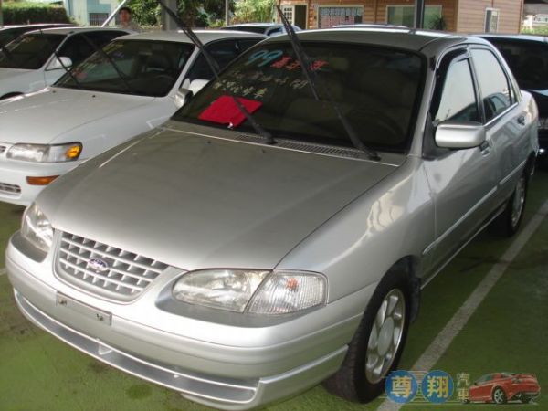 Ford 福特 Festiva(嘉年華) 照片2