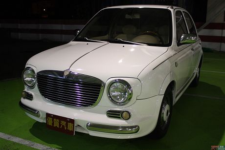 Nissan 日產 Verita 照片3