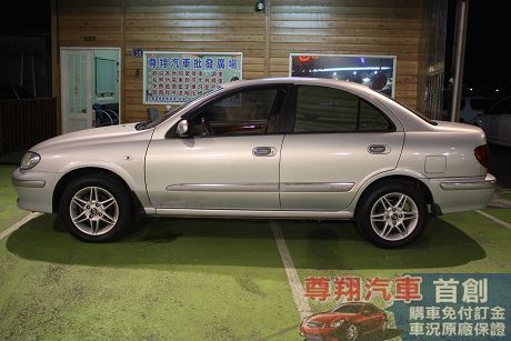 Nissan 日產 Sentra180 照片7