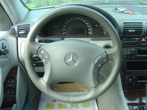 大眾汽車 01 C240 2.6 照片6