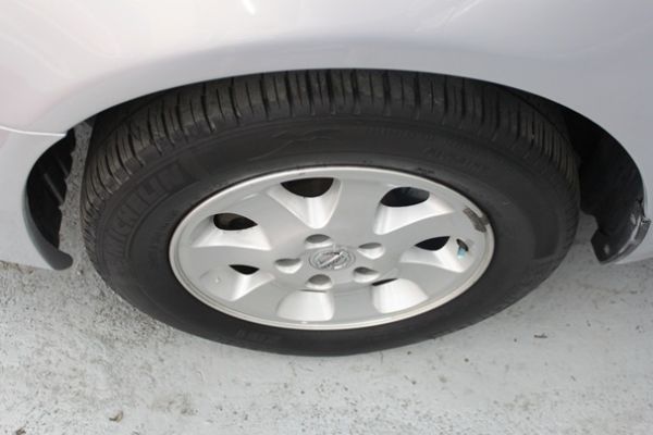 日產 CEFIRO 2.0 銀色 照片3
