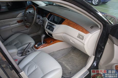 Mitsubishi 三菱 Virage 照片9