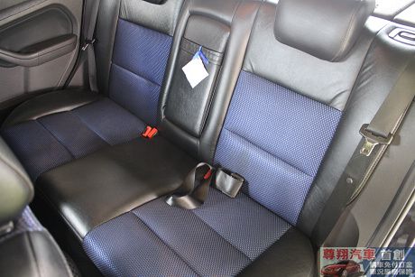 Ford 福特 Focus 2.0 照片6