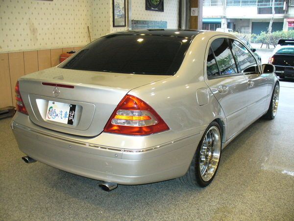 02年 Benz/朋馳 C240  照片3