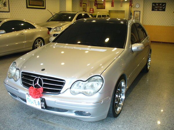 02年 Benz/朋馳 C240  照片5