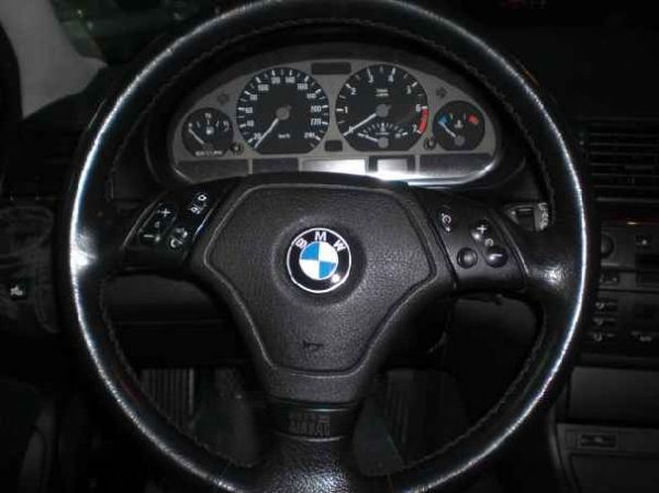 BMW 寶馬 320I 照片6