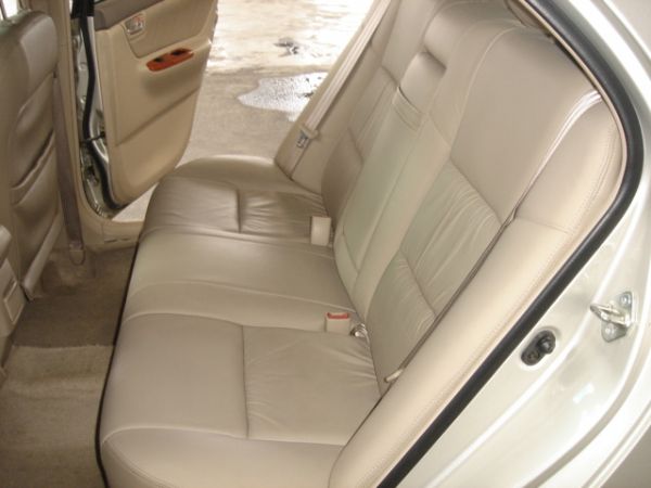 TOYOTA ALTIS 照片4