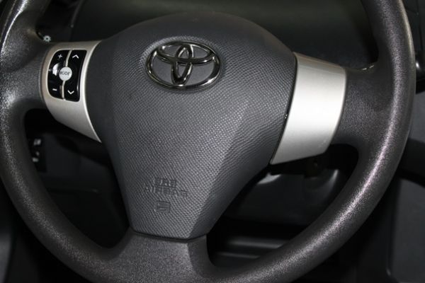 豐田 YARIS 1.5 灰色 照片7