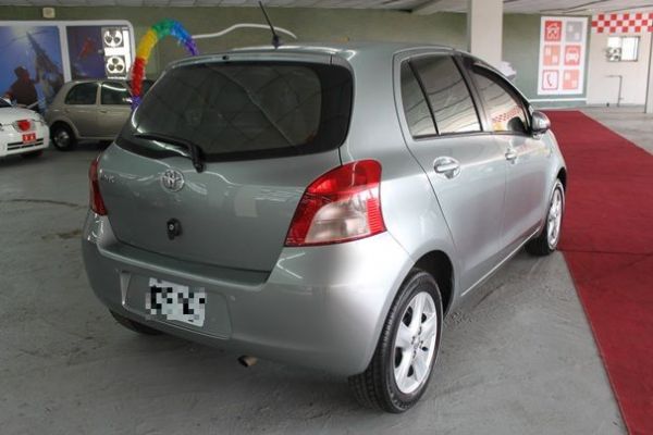 豐田 YARIS 1.5 灰色 照片10