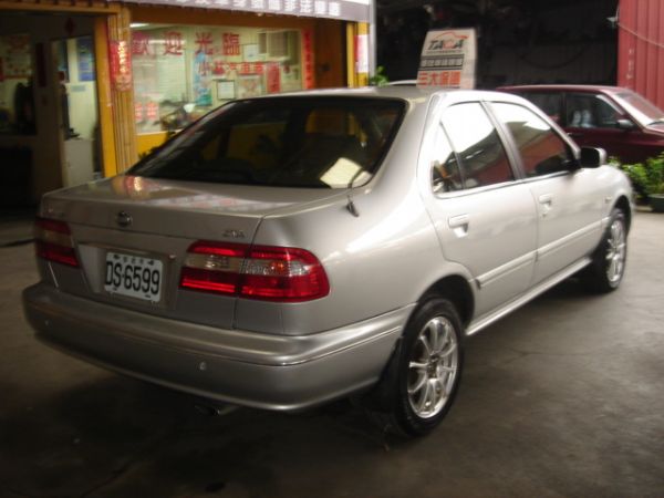 NISSAN SRNTER HV 照片2