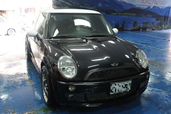 MINI迷你 COOPER 1.6 黑色 照片1