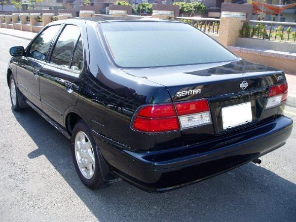 Sentra CE 照片4