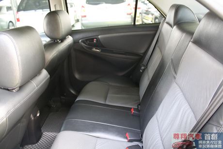 Toyota豐田 Vios 照片8