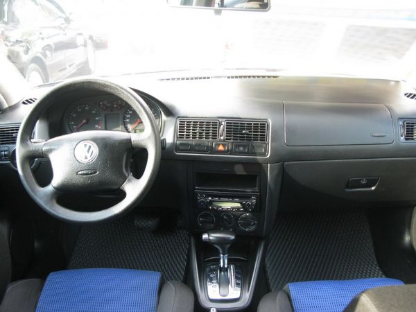 運通汽車-2004年-VW-Golf 照片5