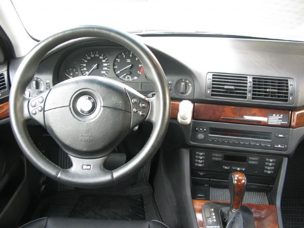 運通汽車-2002年-BMW-520i 照片2