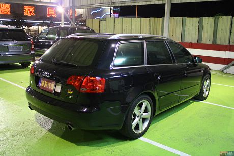 Audi 奧迪 A4 1.8T Avan 照片4