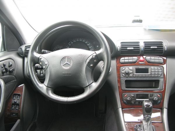 運通汽車-2002年-BENZ-C240 照片2