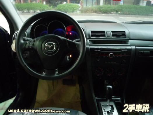 05年2.0頂級S運動版 日本年度風雲車 照片6