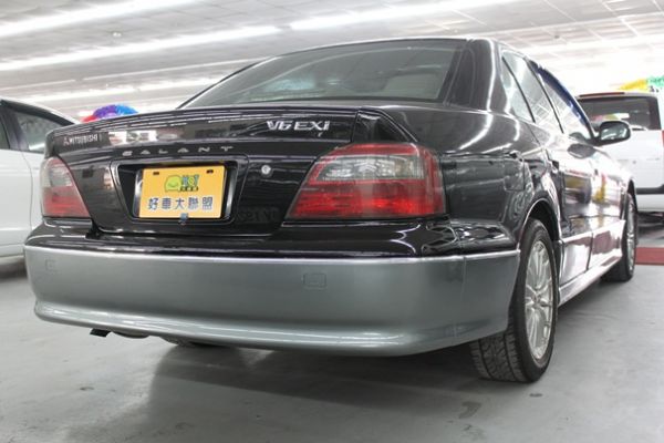 三菱 GALANT 2.0 黑色 照片10