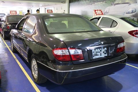 日產 CEFIRO 2.0 黑色 照片9