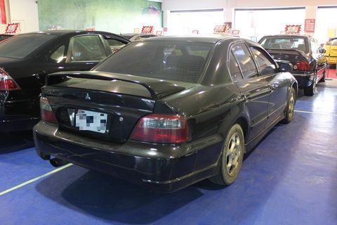 三菱 03年 GALANT 2.0 黑色 照片9