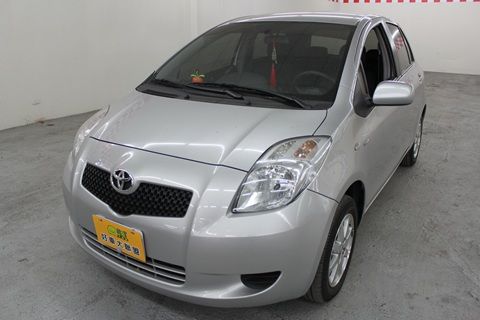 豐田 YARIS 1.5 銀色 照片1