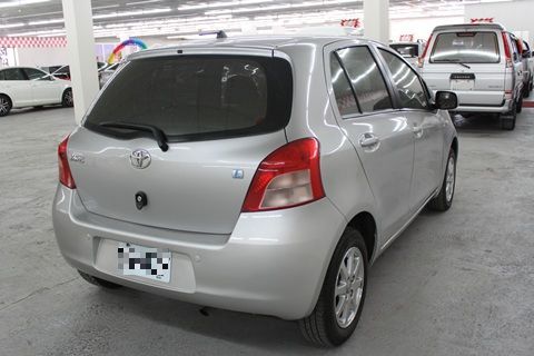 豐田 YARIS 1.5 銀色 照片10