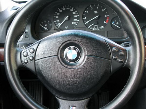 運通汽車-2002年-BMW-525 照片6