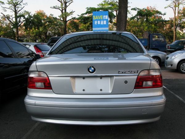 運通汽車-2002年-BMW-525 照片9