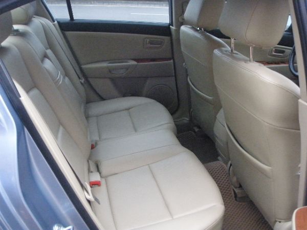 *友達汽車* 04年 馬自達 馬3  照片4