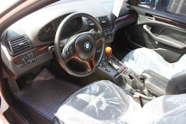 BMW 318 1.9 白色 照片4