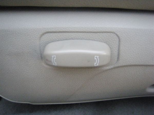 *友達汽車* 02年 福特 曼陀士達 照片7