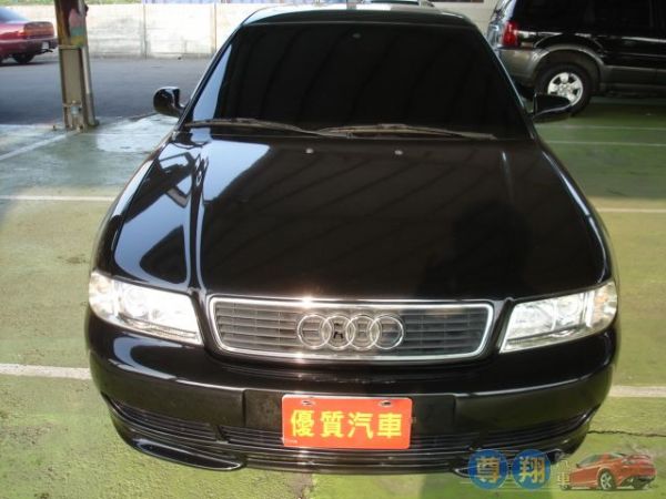 Audi 奧迪 A4 1.8 照片4