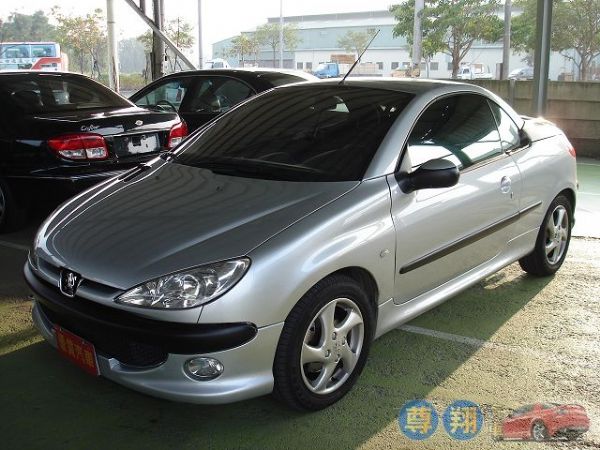 Peugeot 寶獅 206 CC 照片2