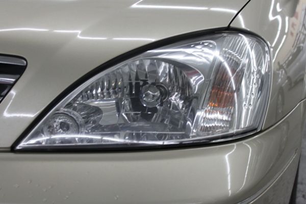 日產 M1 1.8 金色 照片3