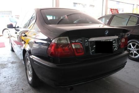 BMW 318 1.9 黑色 照片10