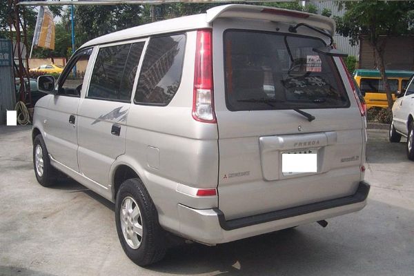 2005年出廠FREECA客貨休旅三用車 照片2