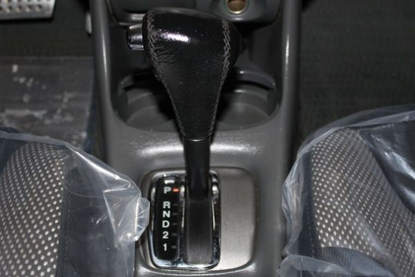 福特 RS 2.0 銀色 照片8