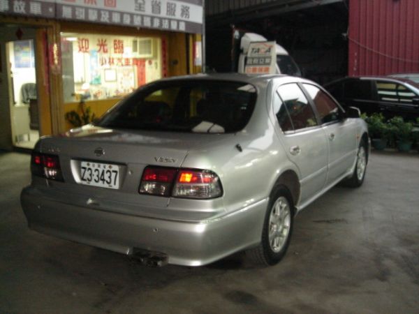 NISSAN CEFIRO 照片2