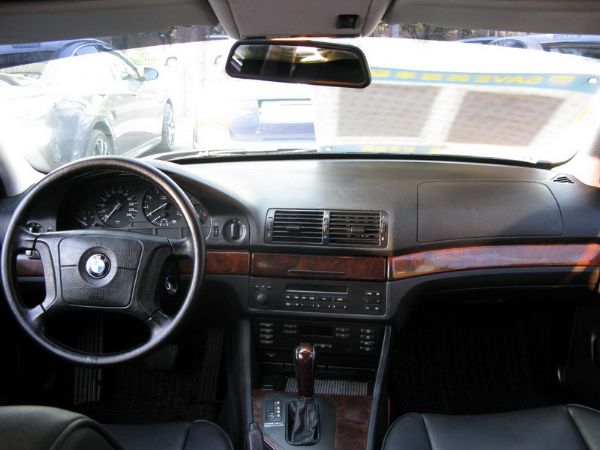 運通汽車-2000年-BMW-520i 照片5