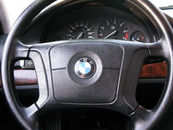 運通汽車-2000年-BMW-520i 照片6