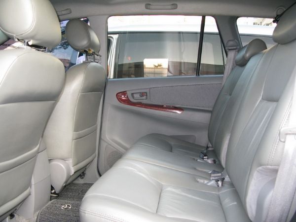 運通汽車-2009年-豐田-Innova 照片4