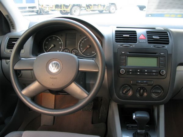 運通汽車-2005年-VW-Golf 照片2